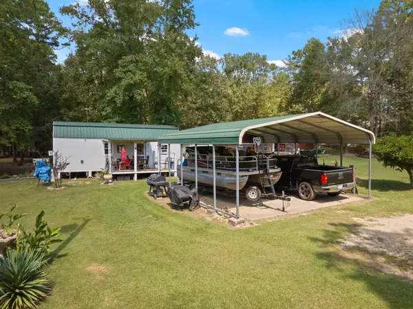 61 Private Road 52436, Pittsburg, TX 75686