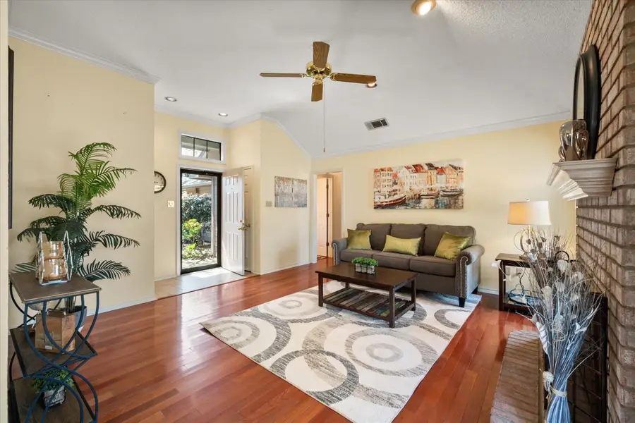 2207 Hunter View Court, Arlington, TX 76013 - #2