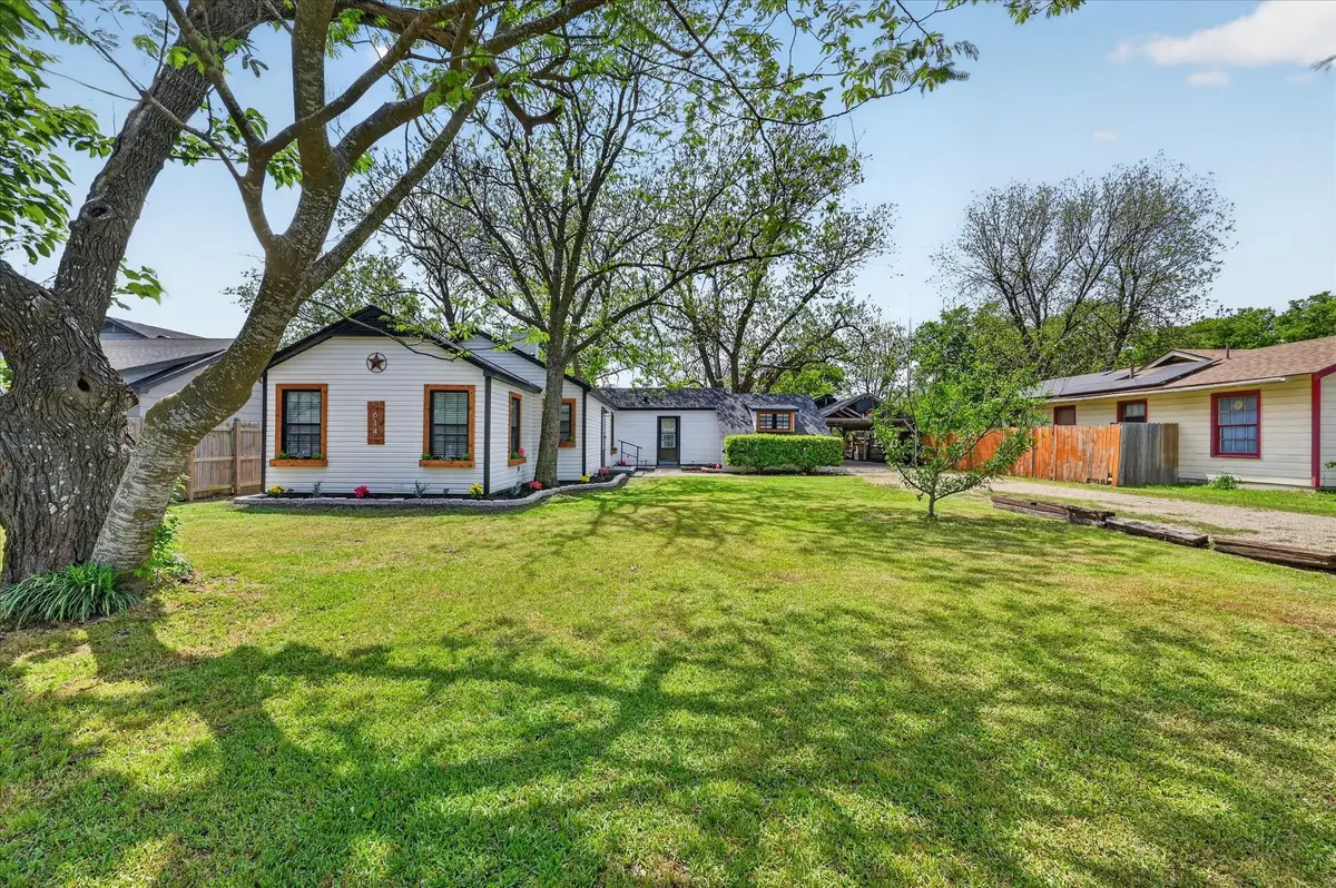 614 Bellevue Drive, Cleburne, TX 76033 - #1