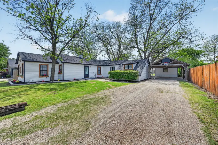 614 Bellevue Drive, Cleburne, TX 76033 - #3