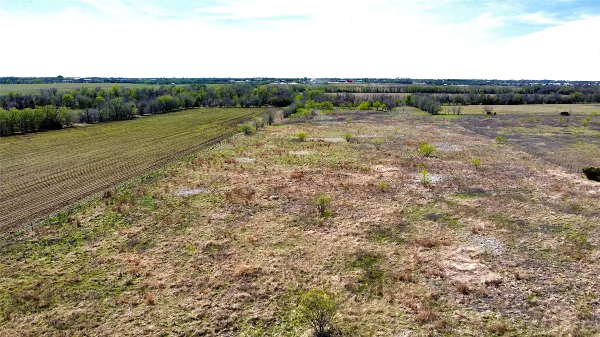 2949 N Speegleville Rd, Waco, TX 76712 - #1