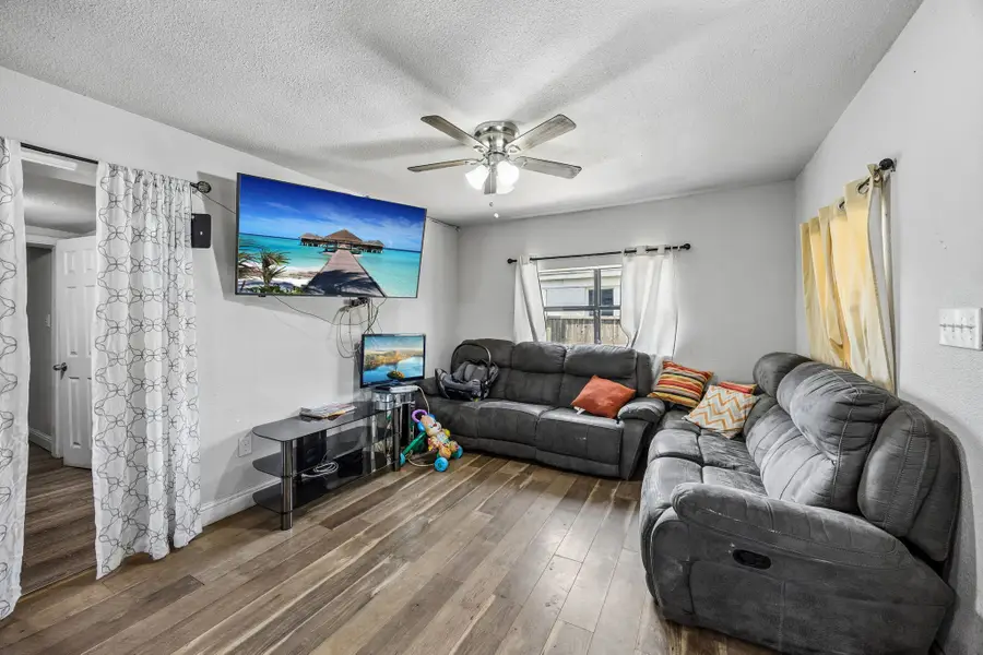 2248 Cooper Street, Dallas, TX 75215 - #2