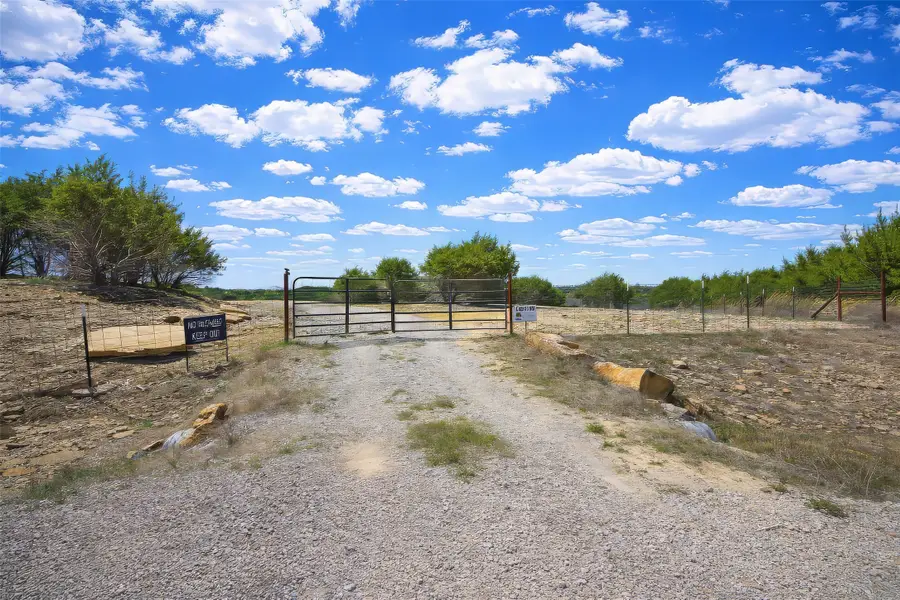 55 Crest Ridge Court, Mineral Wells, TX 76067 - #2