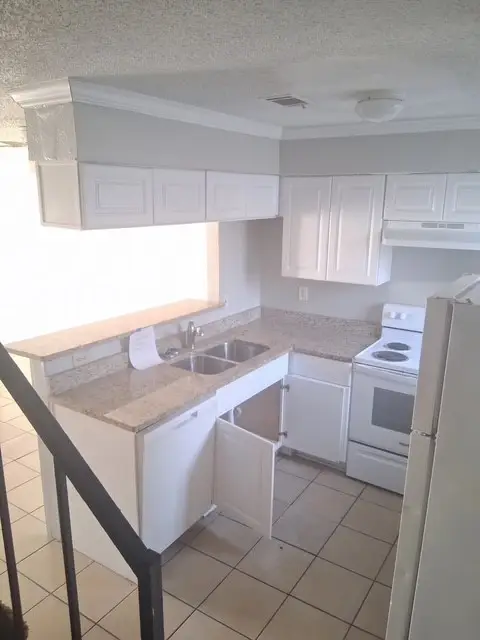 9459 Olde Towne Row, Dallas, TX 75227 - #3