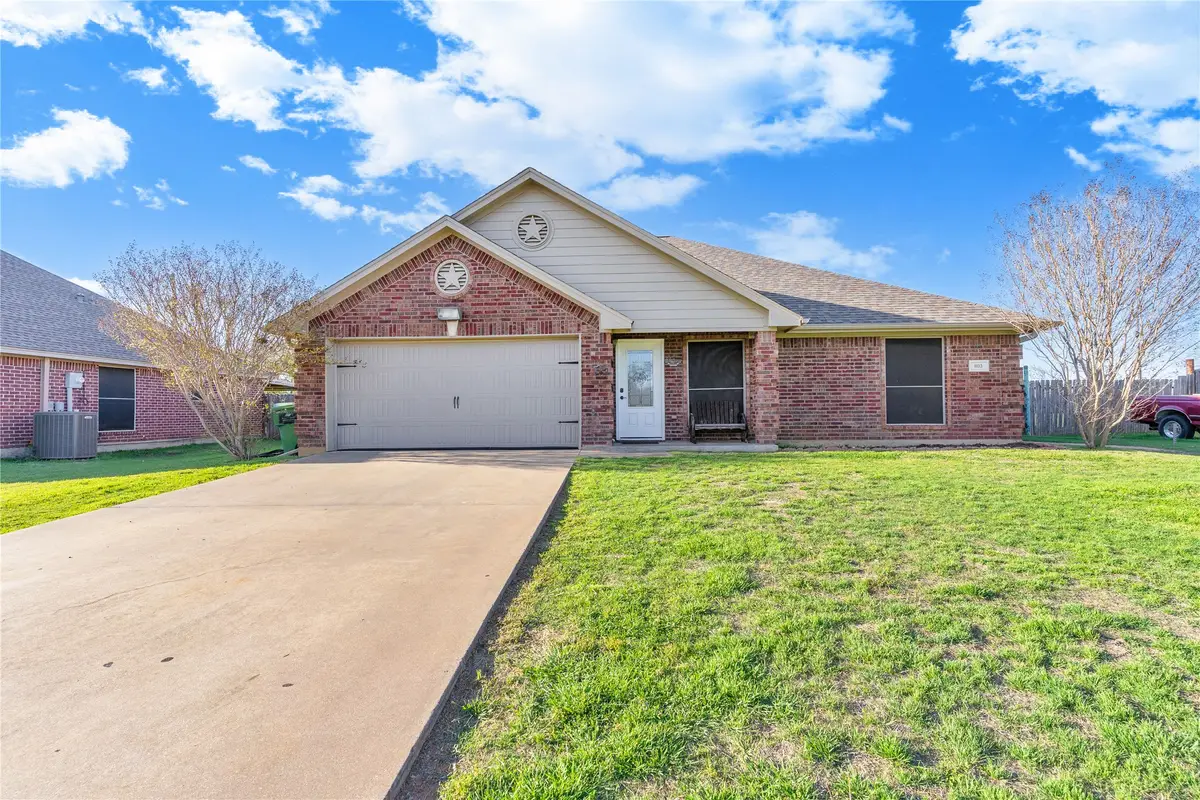 803 Green Street, Rio Vista, TX 76093 - #1