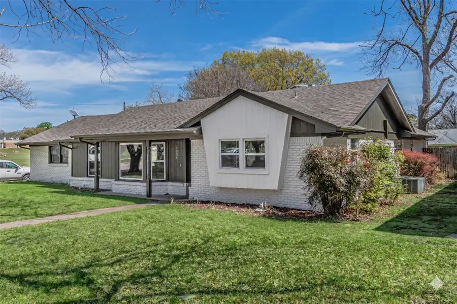 1951 Terbet Lane, Fort Worth, TX 76112 - #2