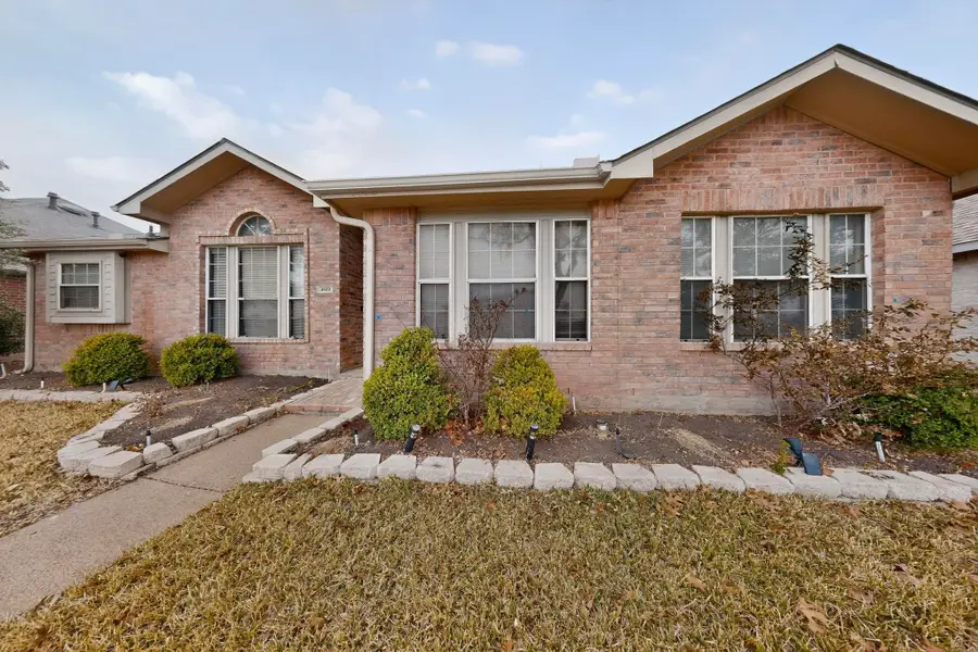 2522 Crosslands Drive, Garland, TX 75040 - #3