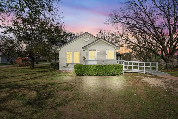 400 S Garrett Avenue, Garrett, TX 75119