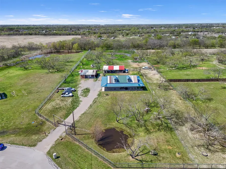 1556 John Wayne Road, Kaufman, TX 75142 - #2