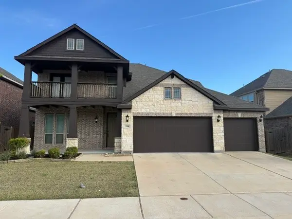 504 Ridgewater Trail, Fort Worth, TX 76131