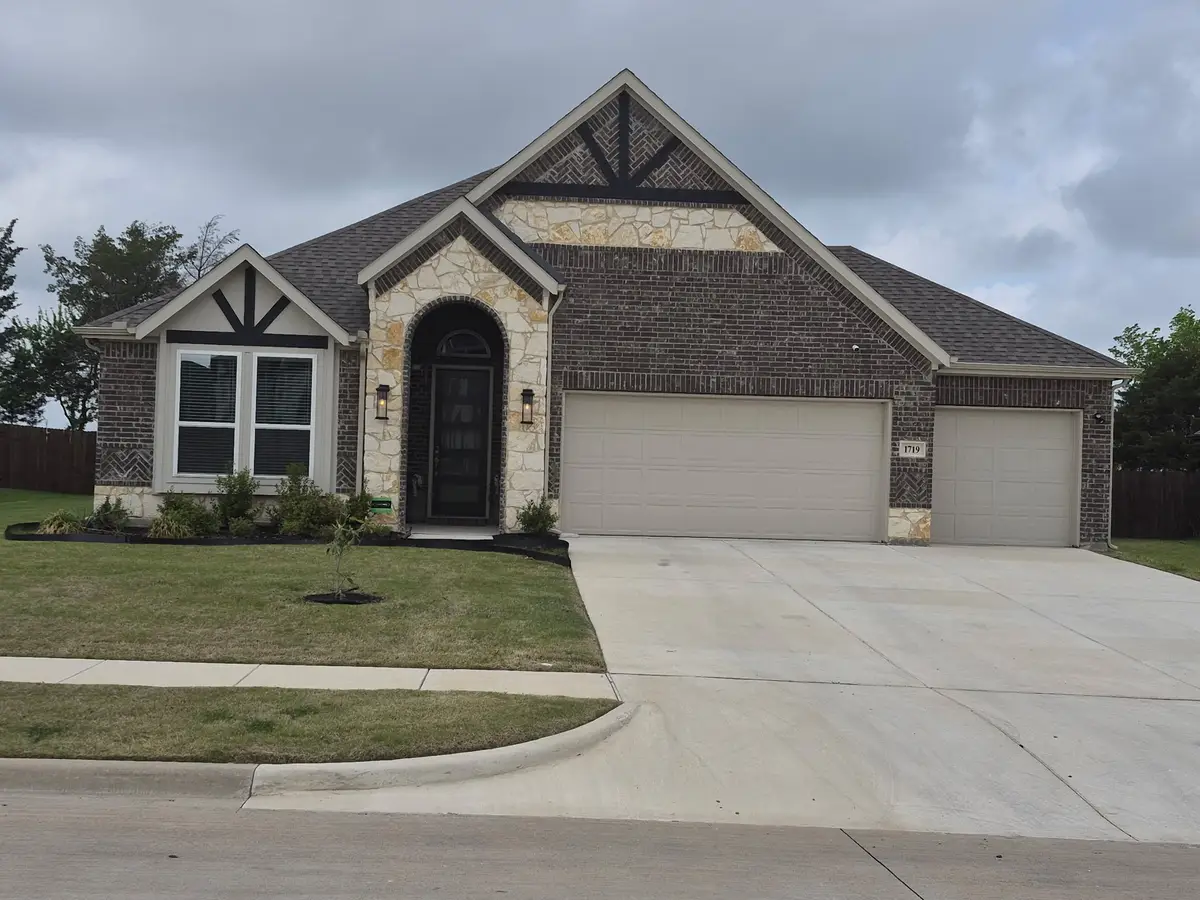 1719 Newport Lane, Cedar Hill, TX 75104 - #1