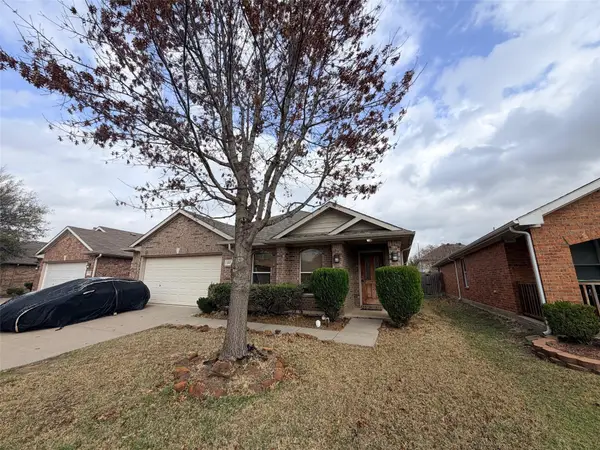 1713 Heron Drive, Aubrey, TX 76227