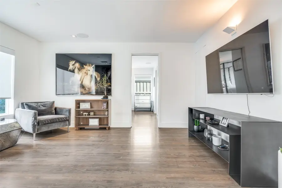 2412 Laneri Avenue, Dallas, TX 75206 - #3