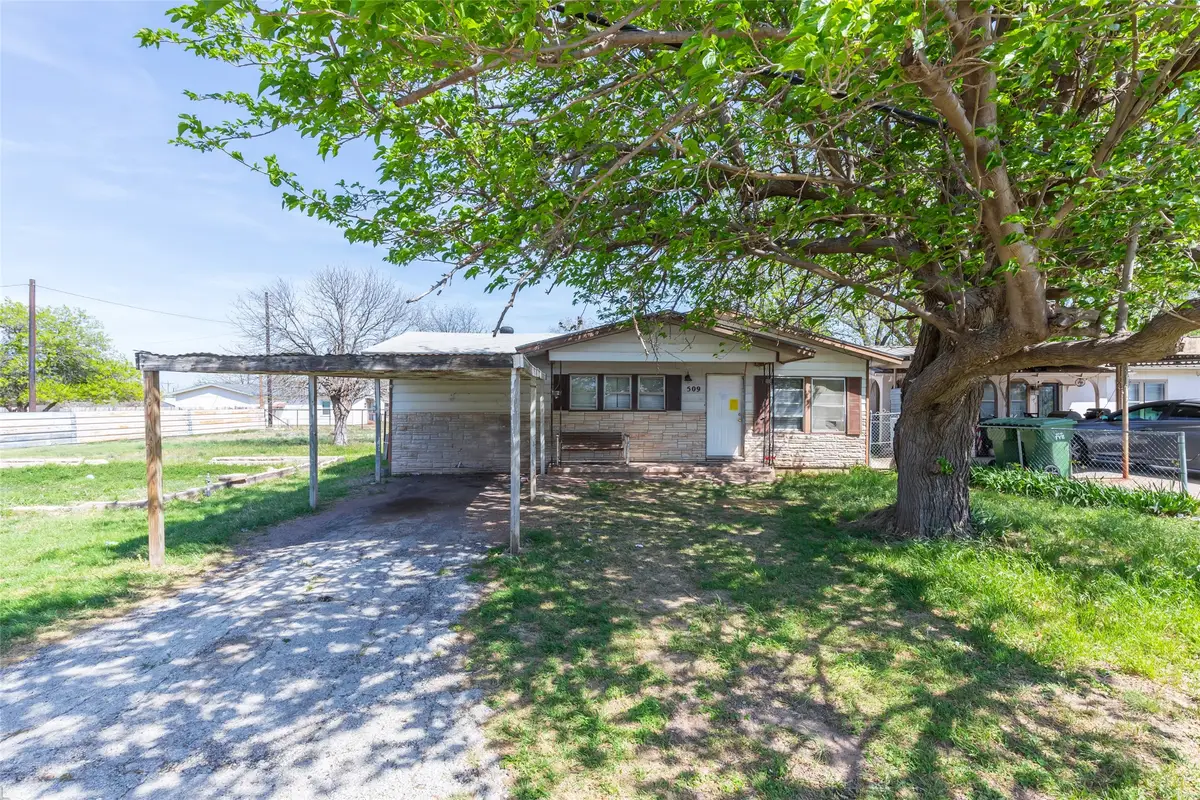 509 Scott Street, Tye, TX 79563 - #1