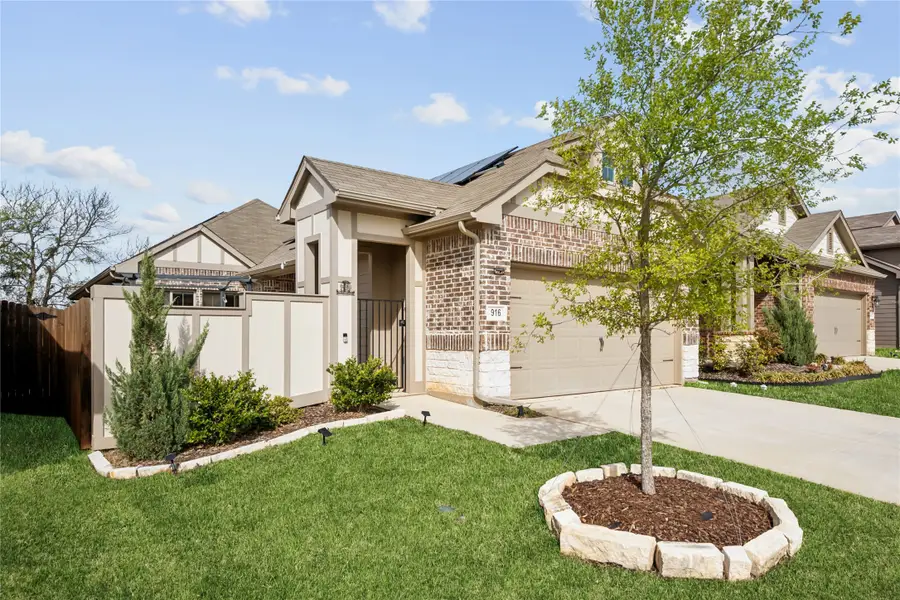 916 Crockett Street, Aubrey, TX 76227 - #3