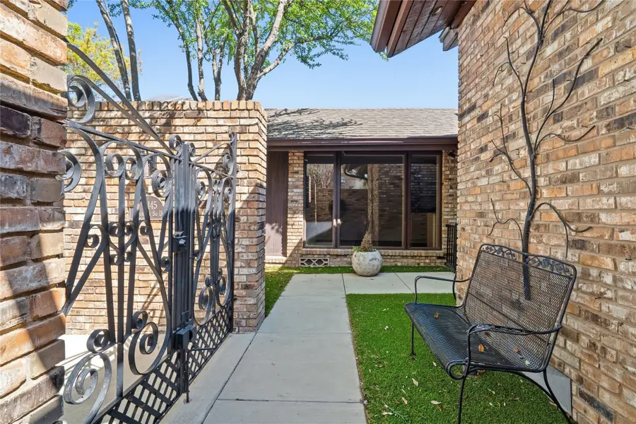 2145 Fountain Square Drive, Fort Worth, TX 76107 - #2