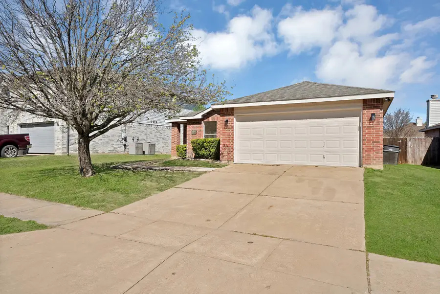 5358 Driftway Drive, Fort Worth, TX 76135 - #2