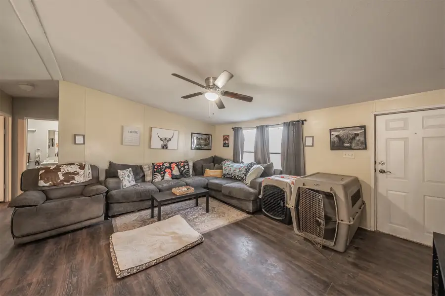 215 Hillside Drive, Wylie, TX 75098 - #3