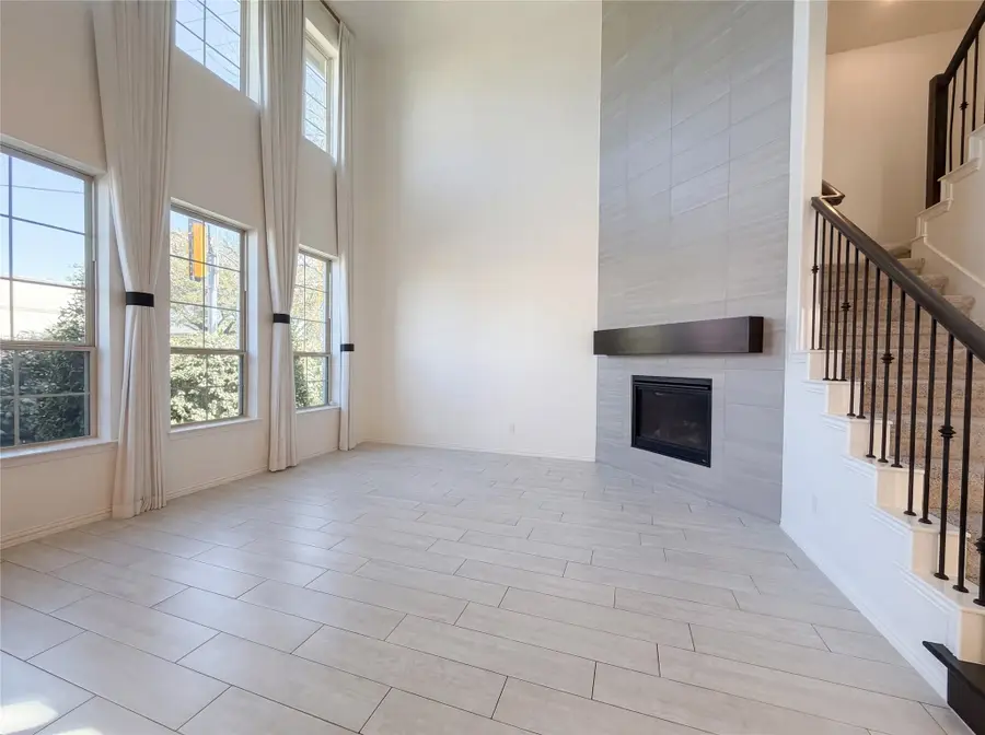 404 W 6th Street, Irving, TX 75060 - #3