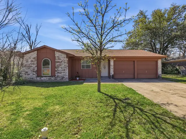 3228 Hummingbird Lane, Denton, TX 76209