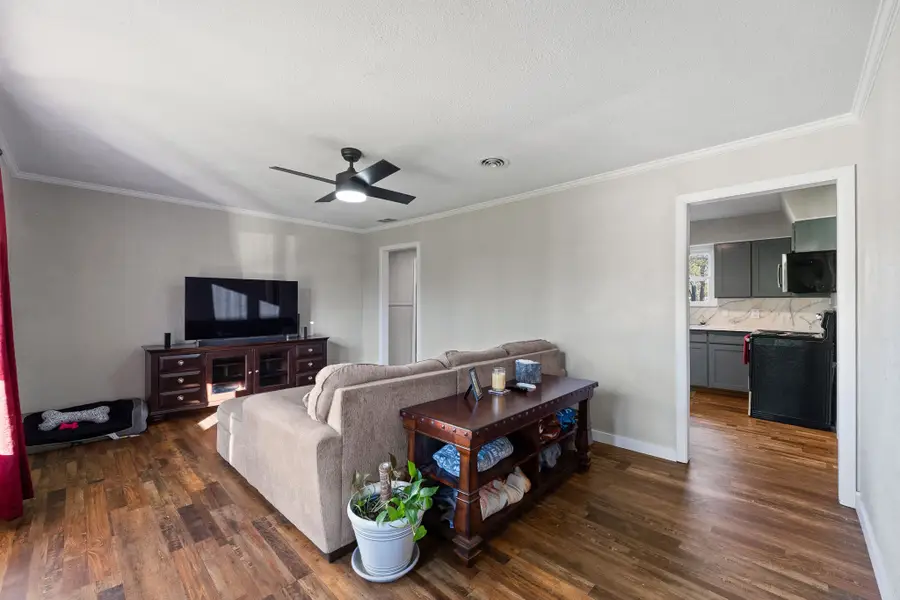 1116 Poindexter Avenue, Cleburne, TX 76033 - #3