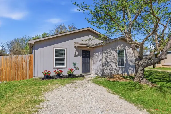 1645 Gale Drive, Pelican Bay, TX 76020