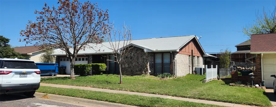 2807 Wildplum Drive, Arlington, TX 76015 - #2