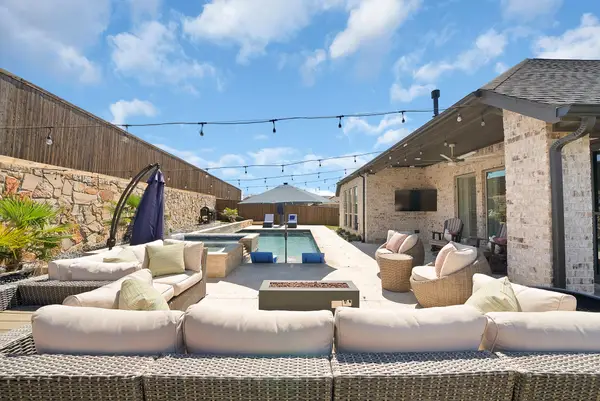 808 Knoxbridge Road, Forney, TX 75126