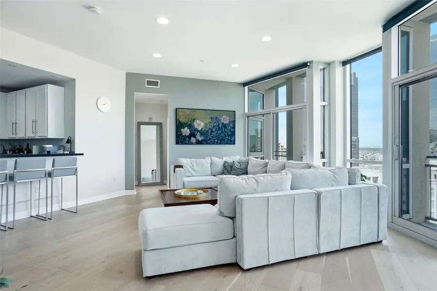 500 Throckmorton Street #1101, Fort Worth, TX 76102 - #3