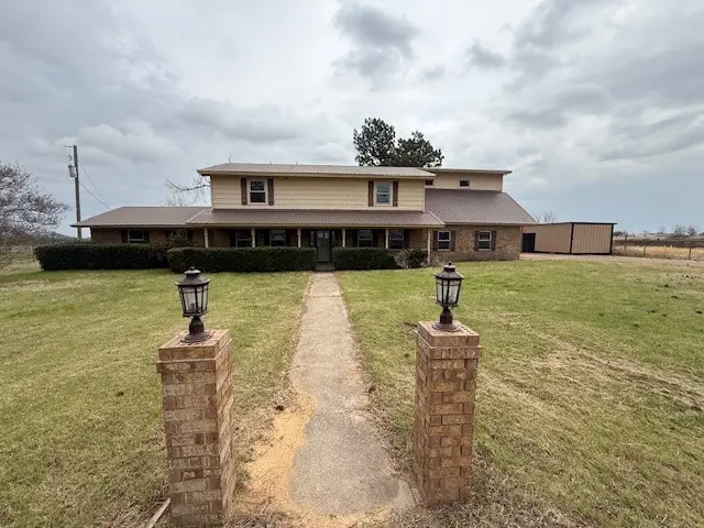 401 New Highland Road, Springtown, TX 76082 - #1