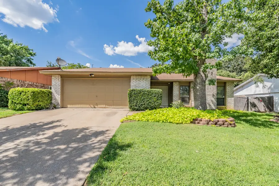 4017 Rushmoor Drive, Arlington, TX 76016 - #2