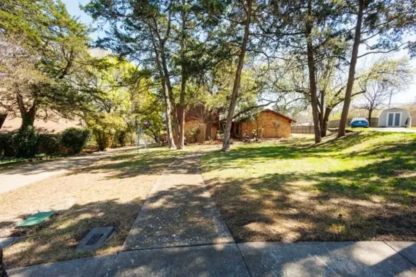 1446 Cardinal Creek Drive, Duncanville, TX 75137 - #2