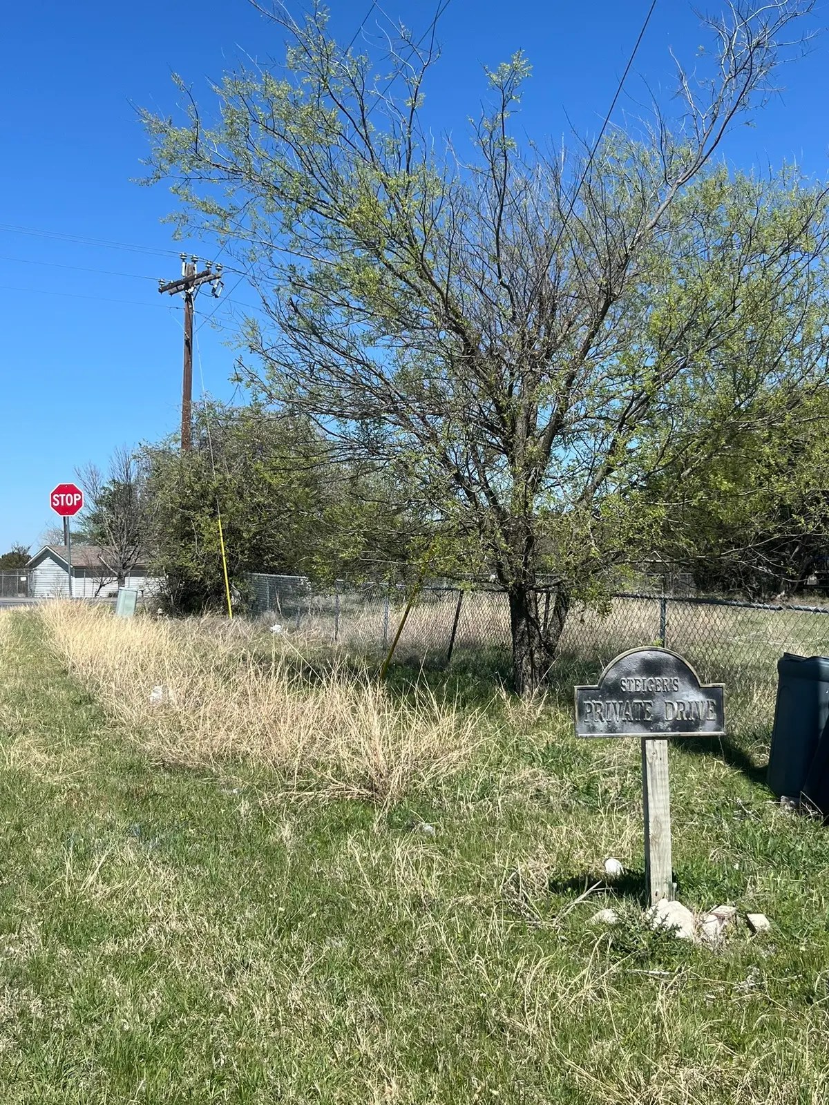 100 E Shangri La Drive, Azle, TX 76020 - #1
