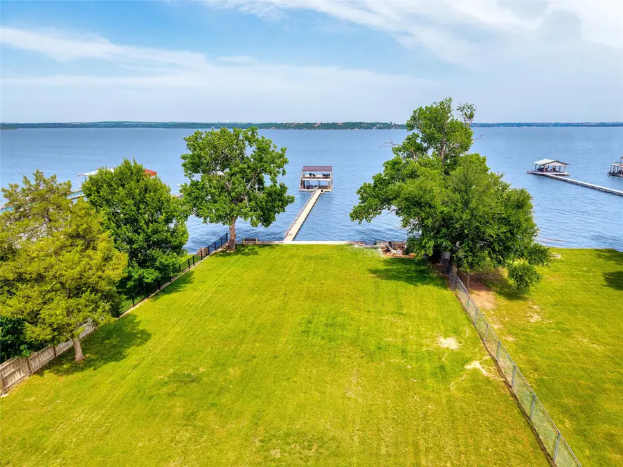 216 N Broadway Road, Azle, TX 76020 - #2