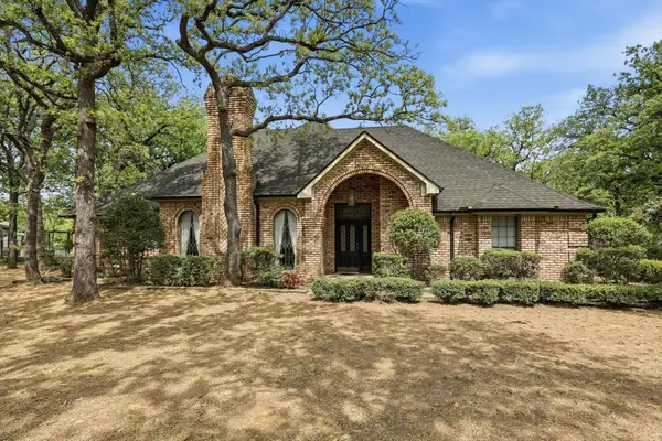 150 Fawn Hollow Drive, Argyle, TX 76226