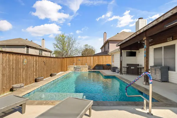 8001 Berkshire Drive, Fort Worth, TX 76137