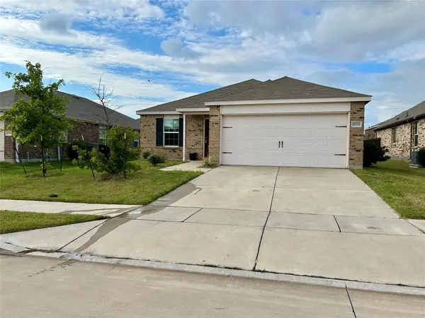 1929 Elderberry Street, Royse City, TX 75189