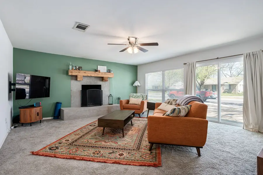 3413 Sunnydale Lane, Denton, TX 76209 - #2