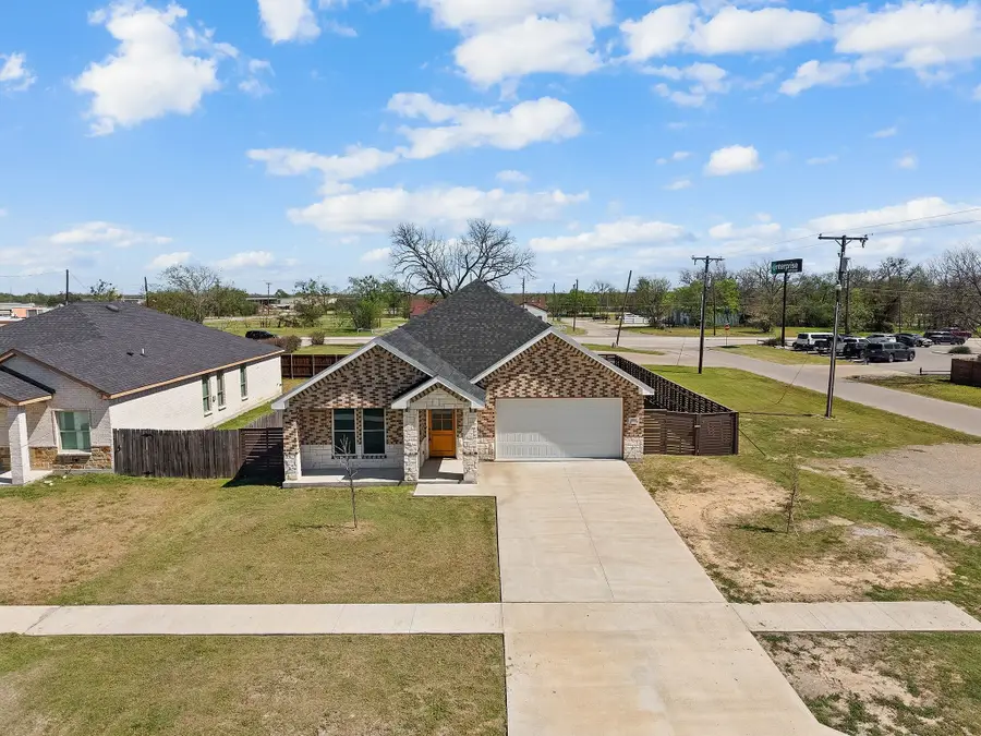809 S Adelaide Street, Terrell, TX 75160 - #2