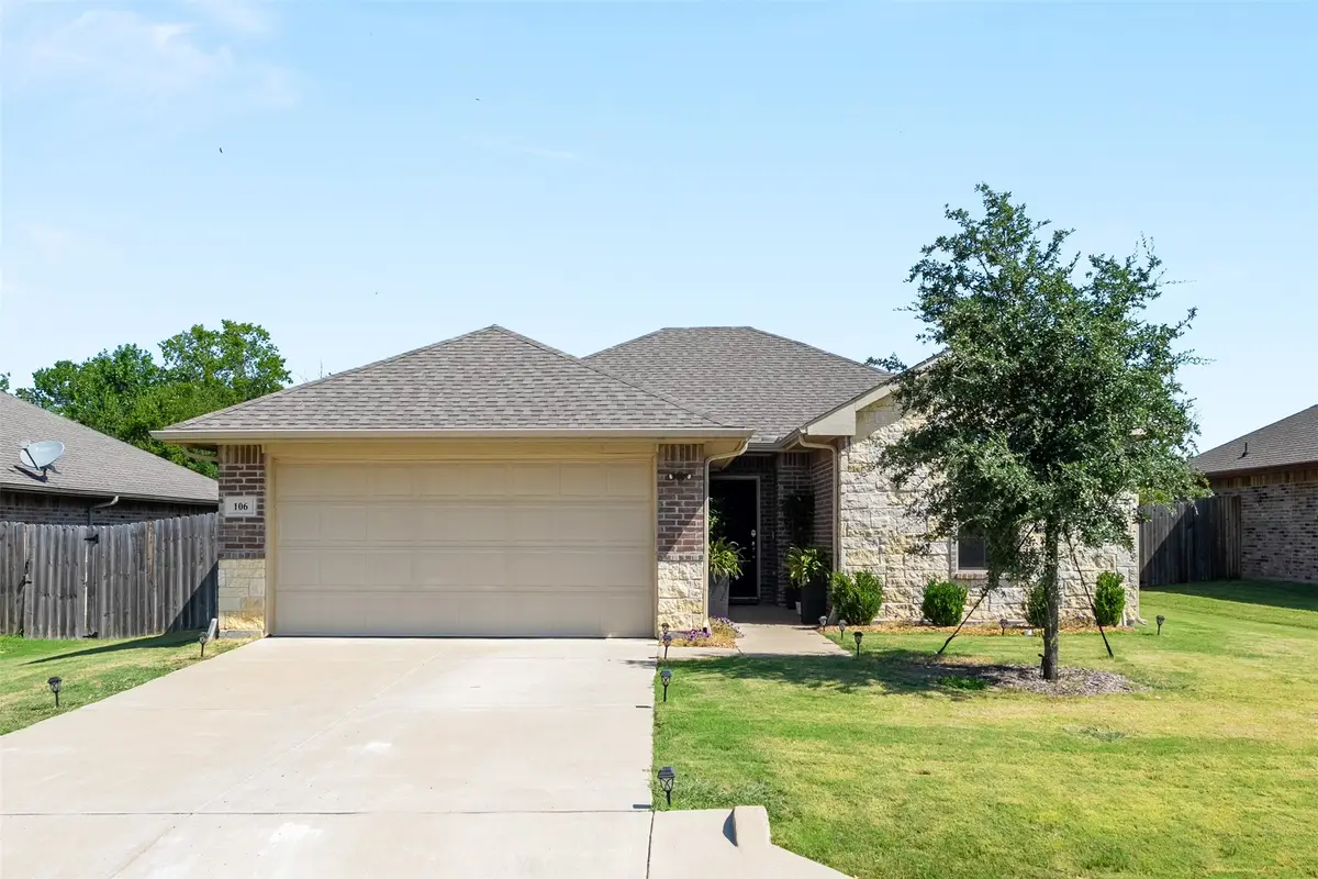 106 Willowbend Loop, Mabank, TX 75147 - #1