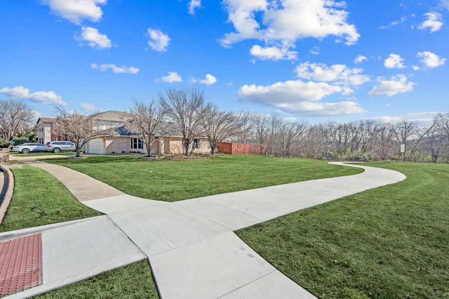 5377 Kingsknowe Parkway, Fort Worth, TX 76135 - #3