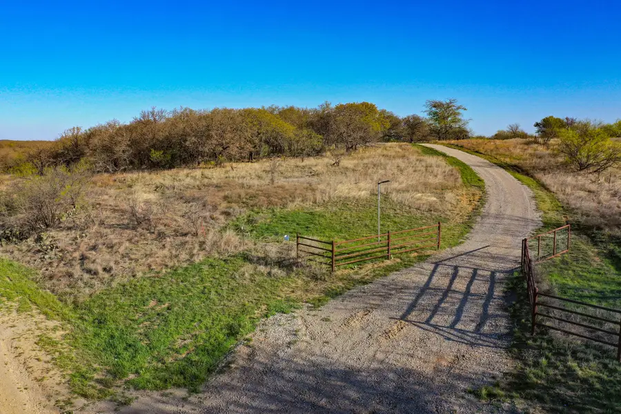 1116 Lowrance Road, Jacksboro, TX 76458 - #2