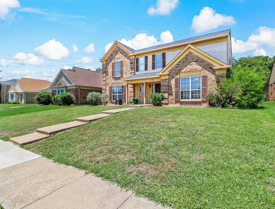 2113 Lavaca Trail, Carrollton, TX 75010 - #2
