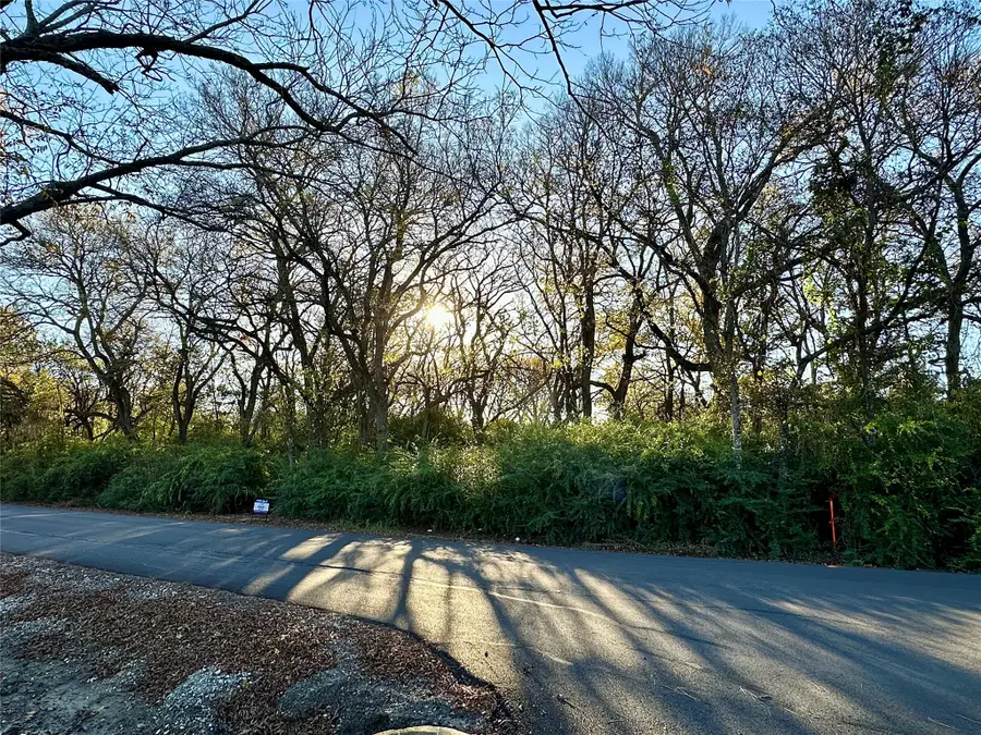 2107 Island, Bonham, TX 75418 - #3