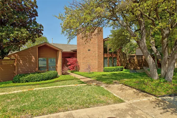 9419 Viewside Drive, Dallas, TX 75231