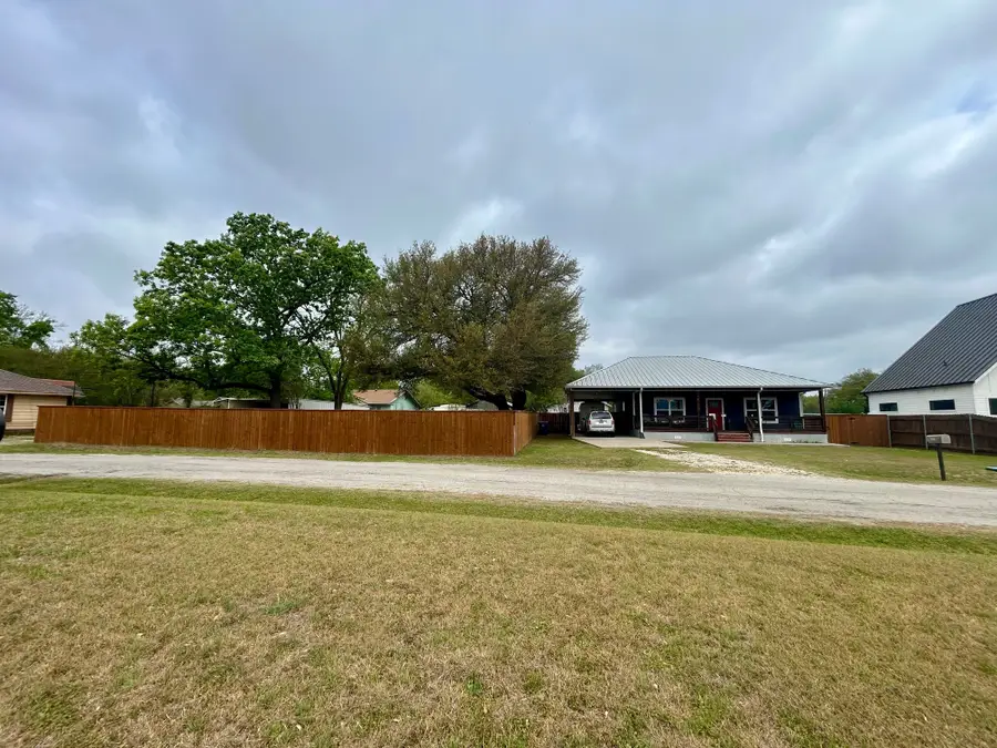 727 E Liberty, Mexia, TX 76667 - #3