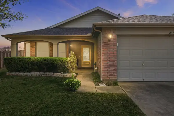 2316 Overlook Lane, Denton, TX 76207