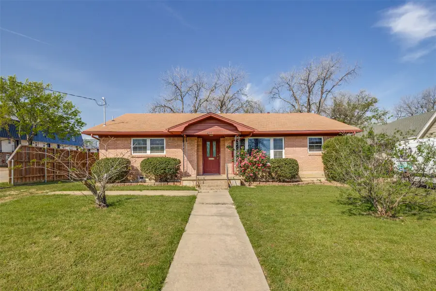 433 Fulton Street, Denton, TX 76201 - #2
