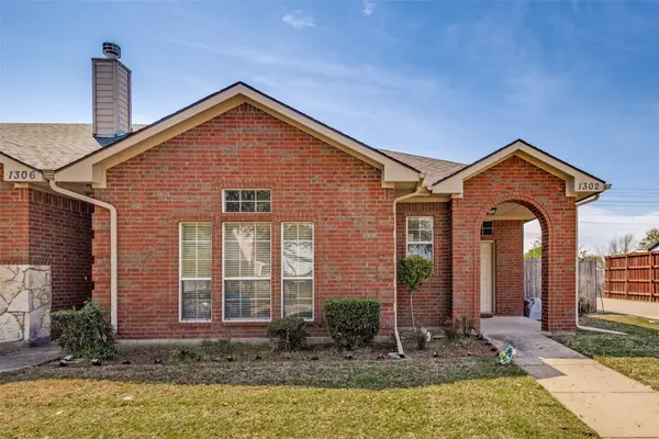1302 Poinsettia Boulevard, Denton, TX 76208