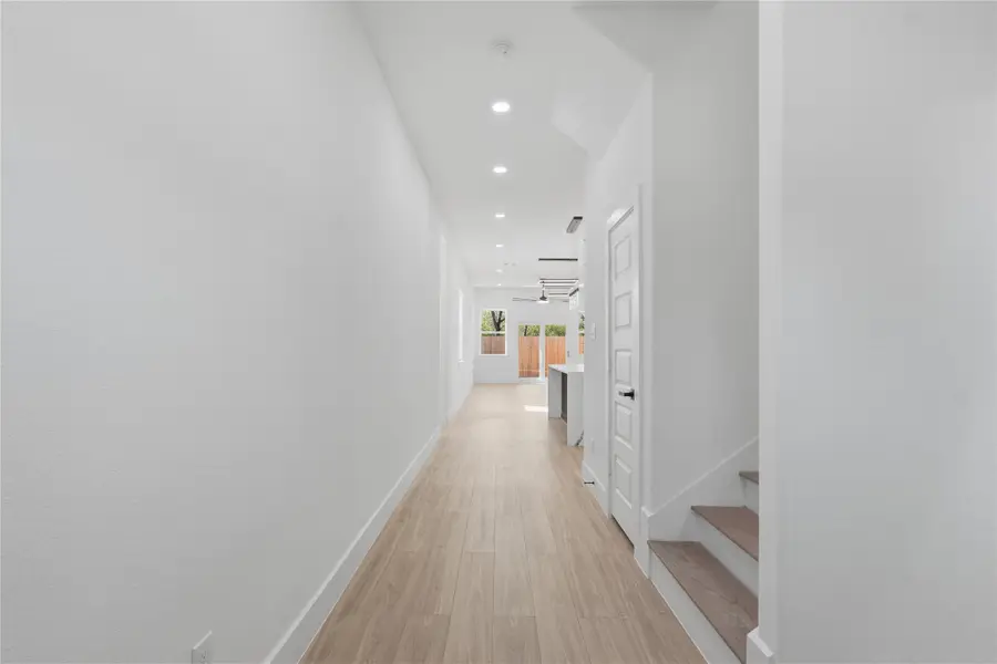 4215 Carpenter Avenue, Dallas, TX 75210 - #2